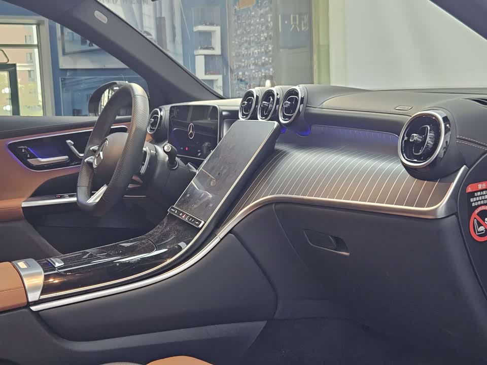 Mercedes-Benz GLC Mercedes-Benz GLC
