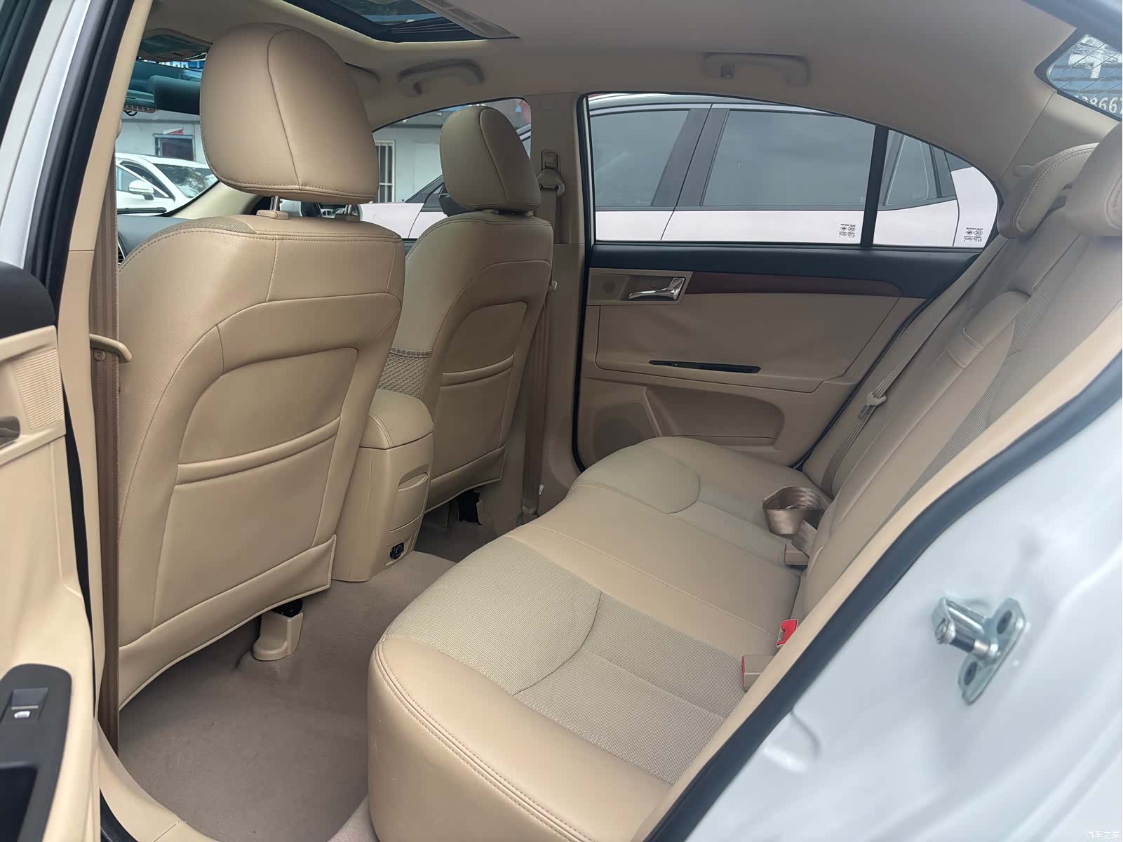 Roewe 350, 2014 7