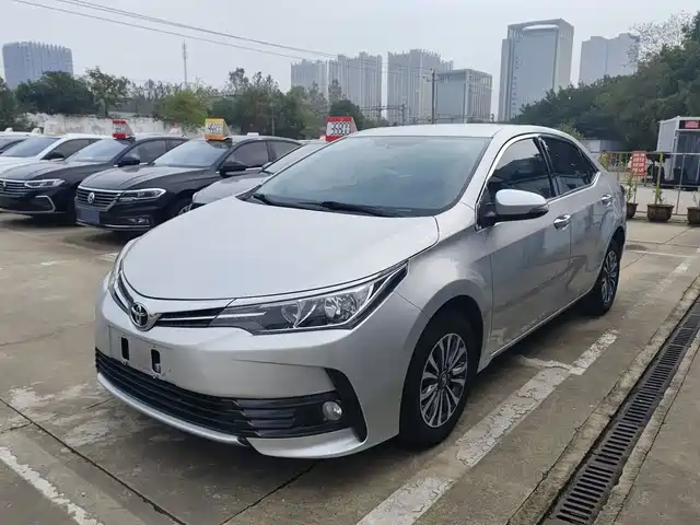 Toyota Corolla 2018 — купить из Китая под заказ
