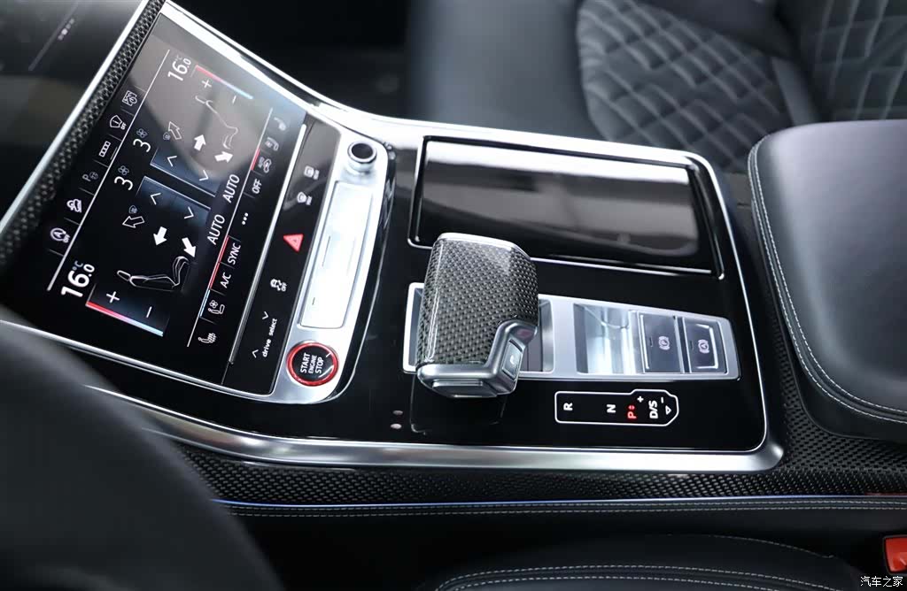 Audi Q7, 2024 8