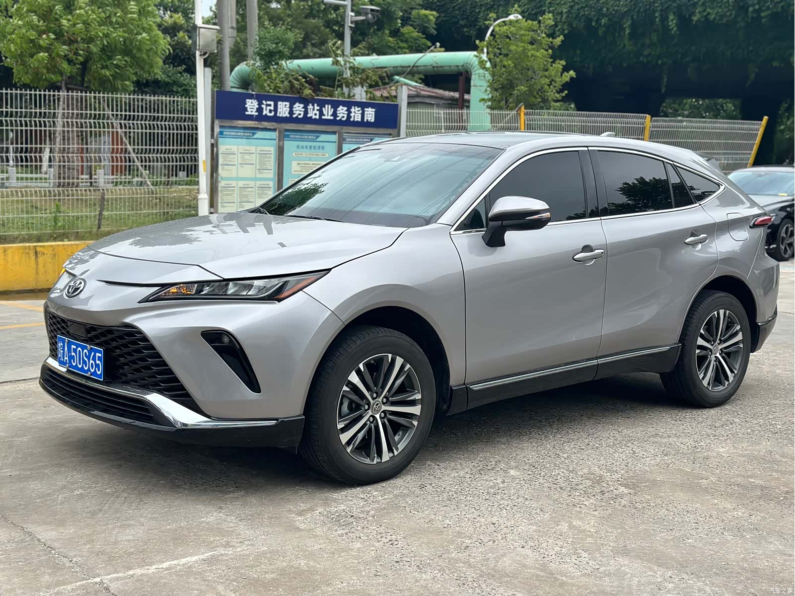 Toyota Venza, 2023 1