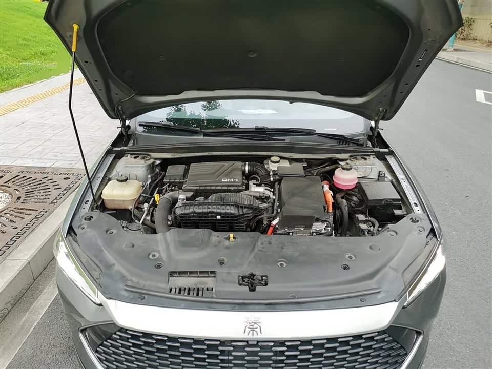 BYD Qin Yuan BYD Qin Yuan
