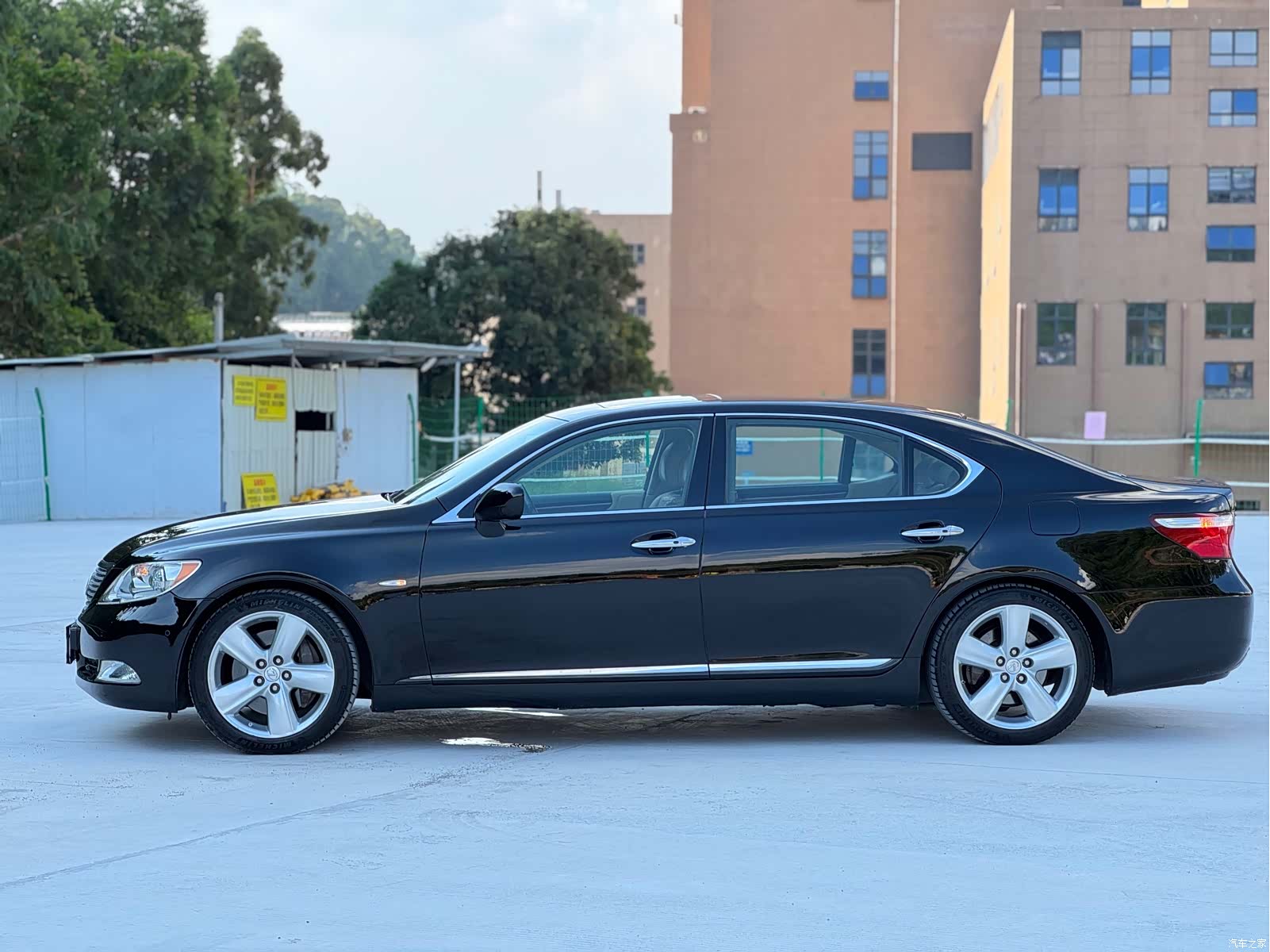 Lexus LS, 2007 6