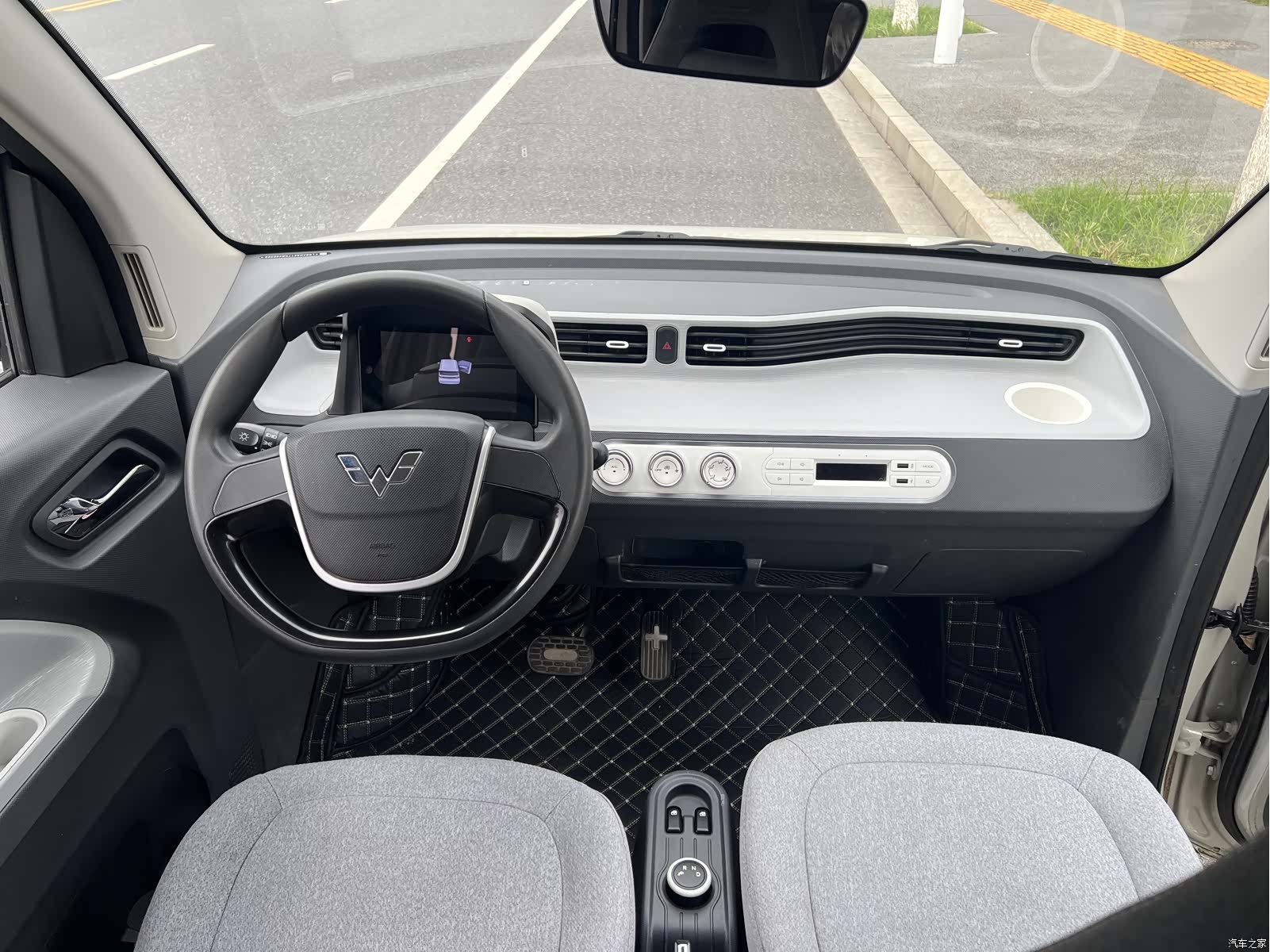 Wuling MINIEV, 2023 4