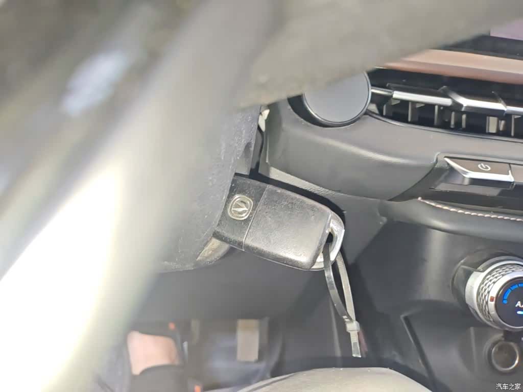 Changan CS15, 2020 9
