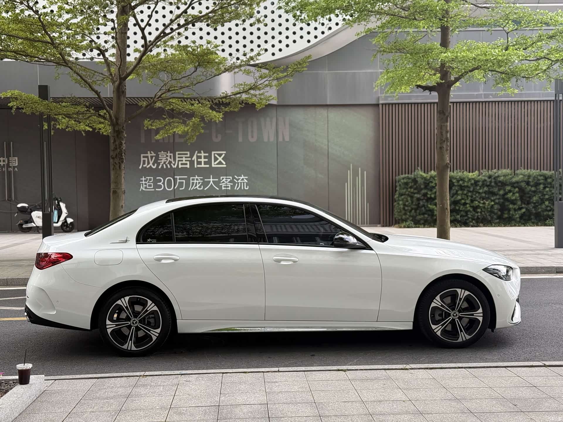 Mercedes-Benz C-Class, 2022 4