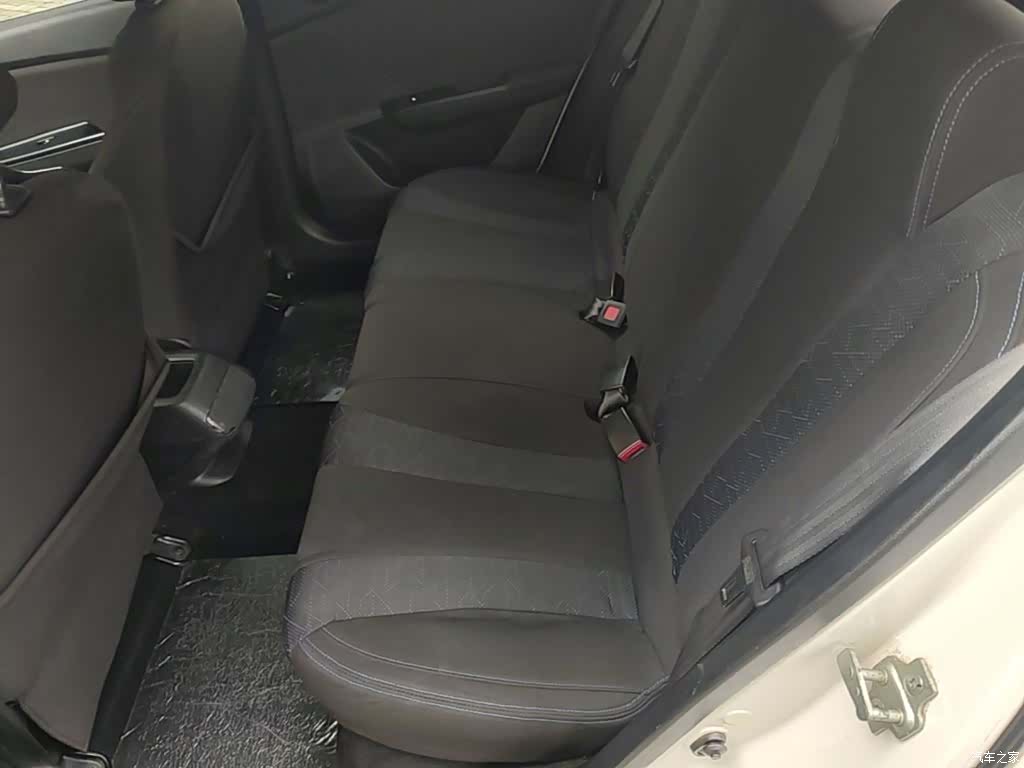 Wuling 310, 2017 17