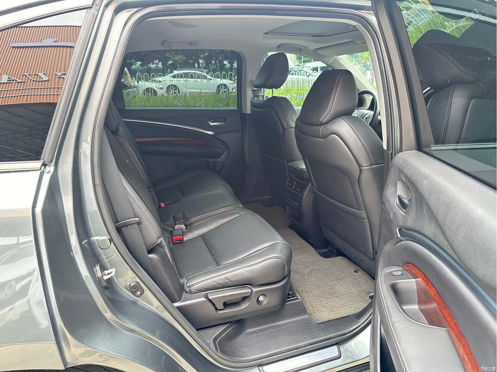 Acura MDX, 2015 11