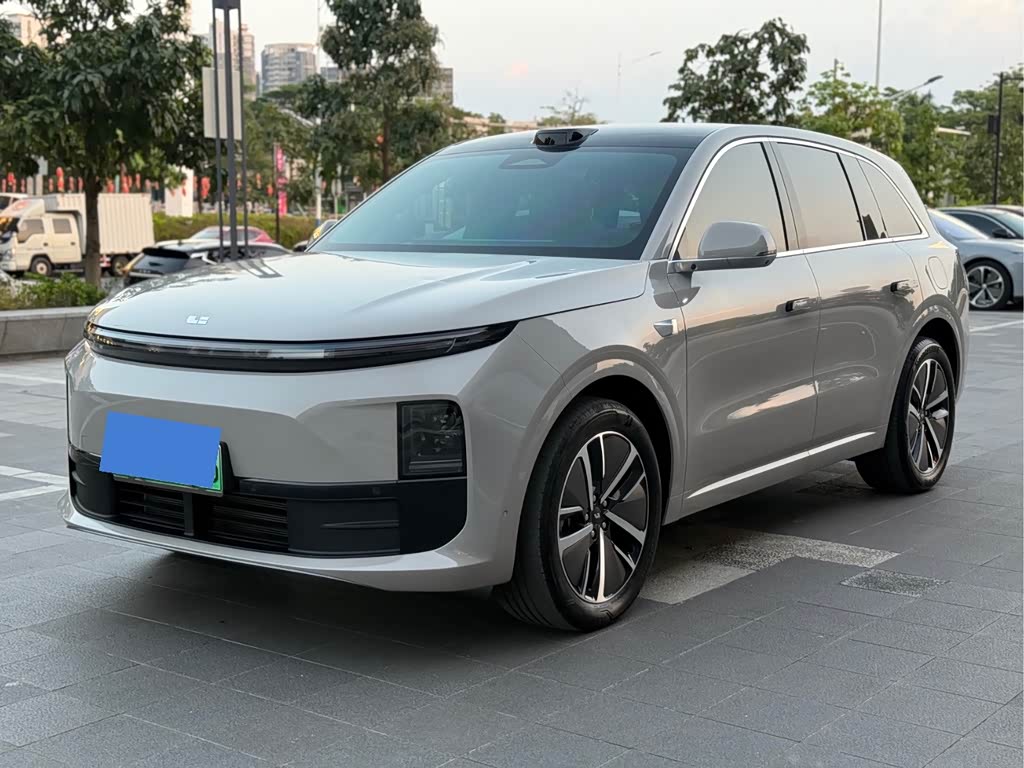 Li Auto L6