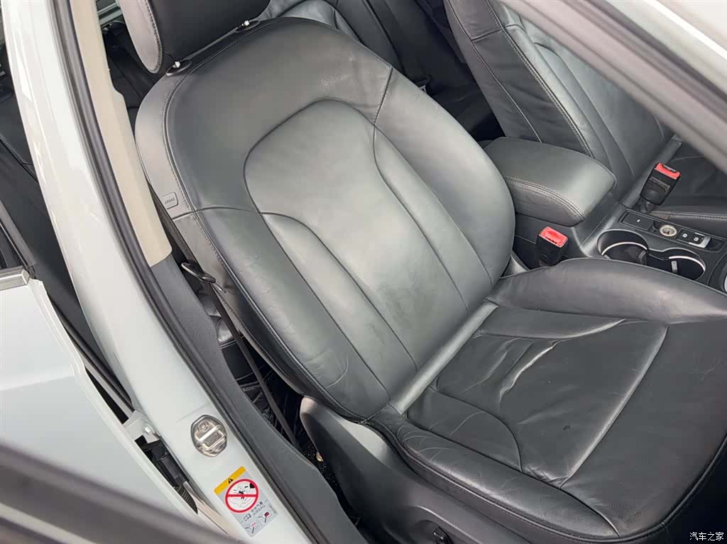 Audi Q3, 2014 12
