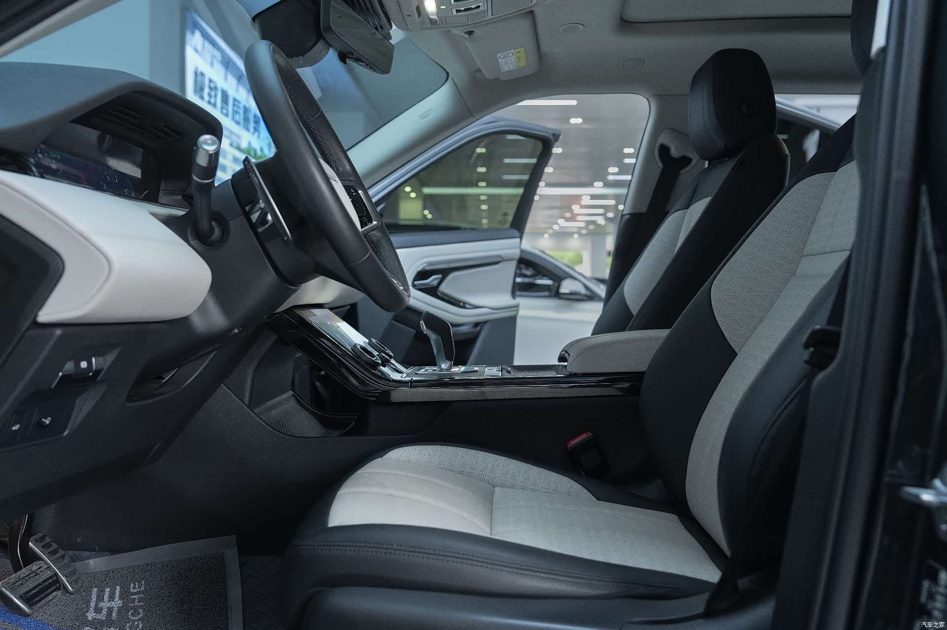 Land Rover Range Rover, 2023 10