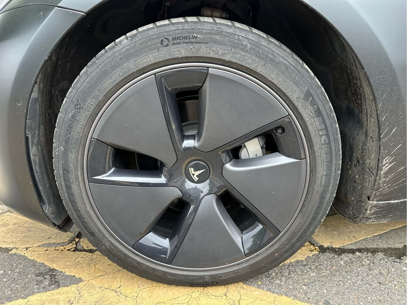 Tesla Model 3, 2019 21