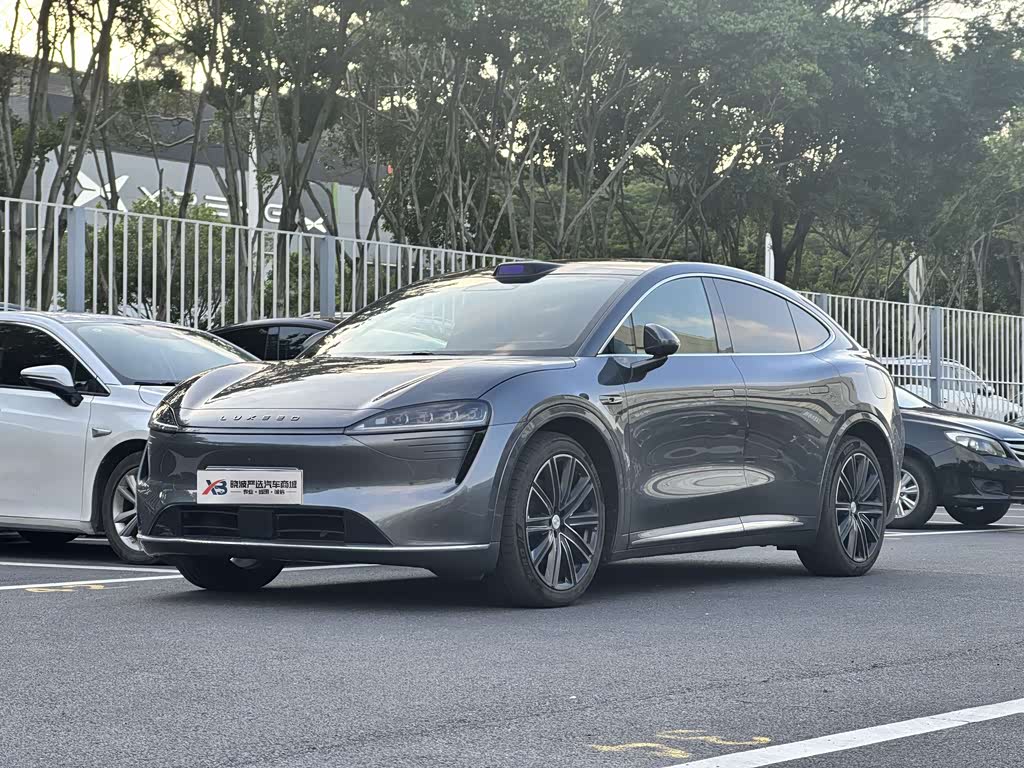 Zhijie R7