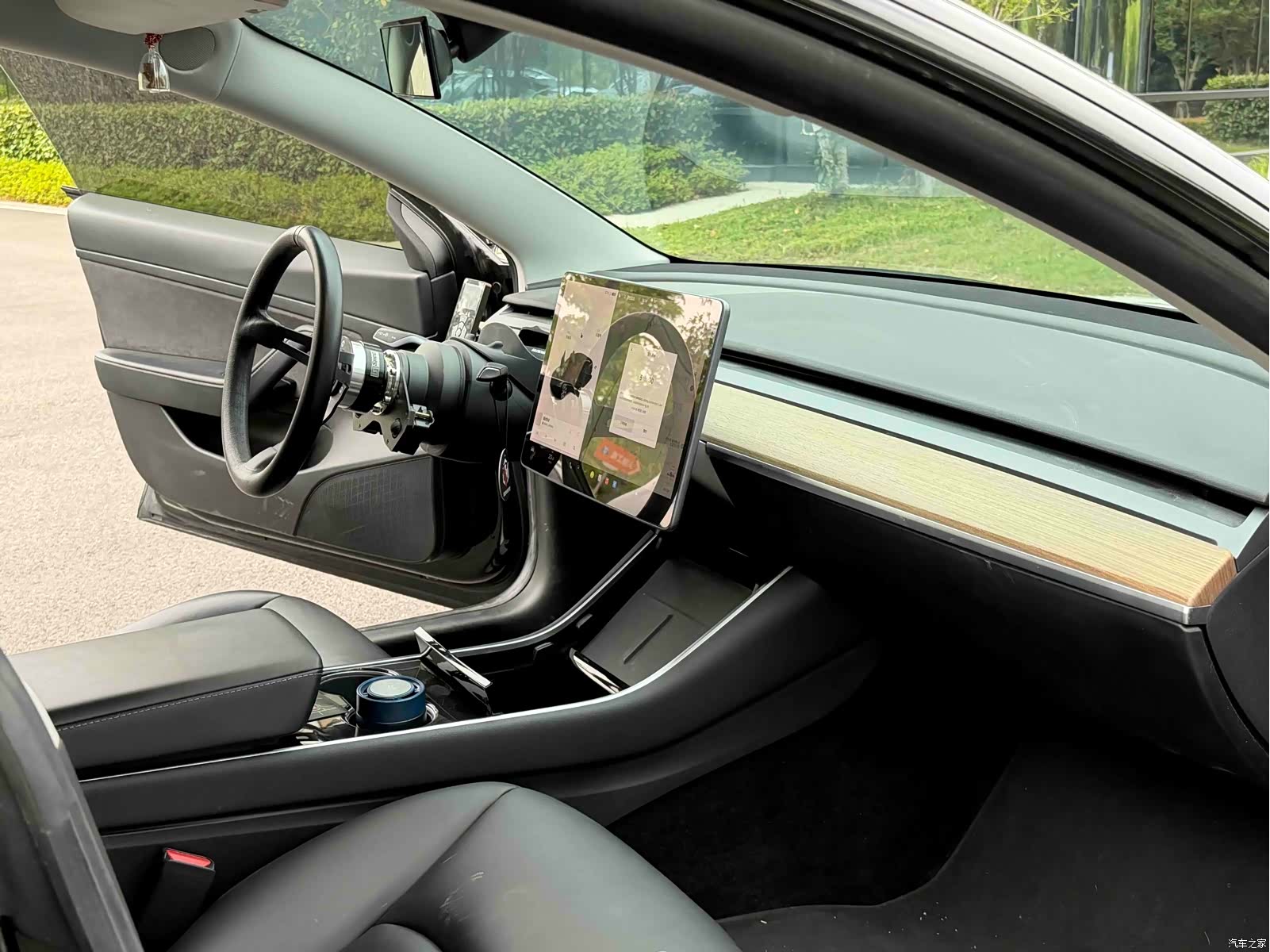 Tesla Model 3, 2020 19