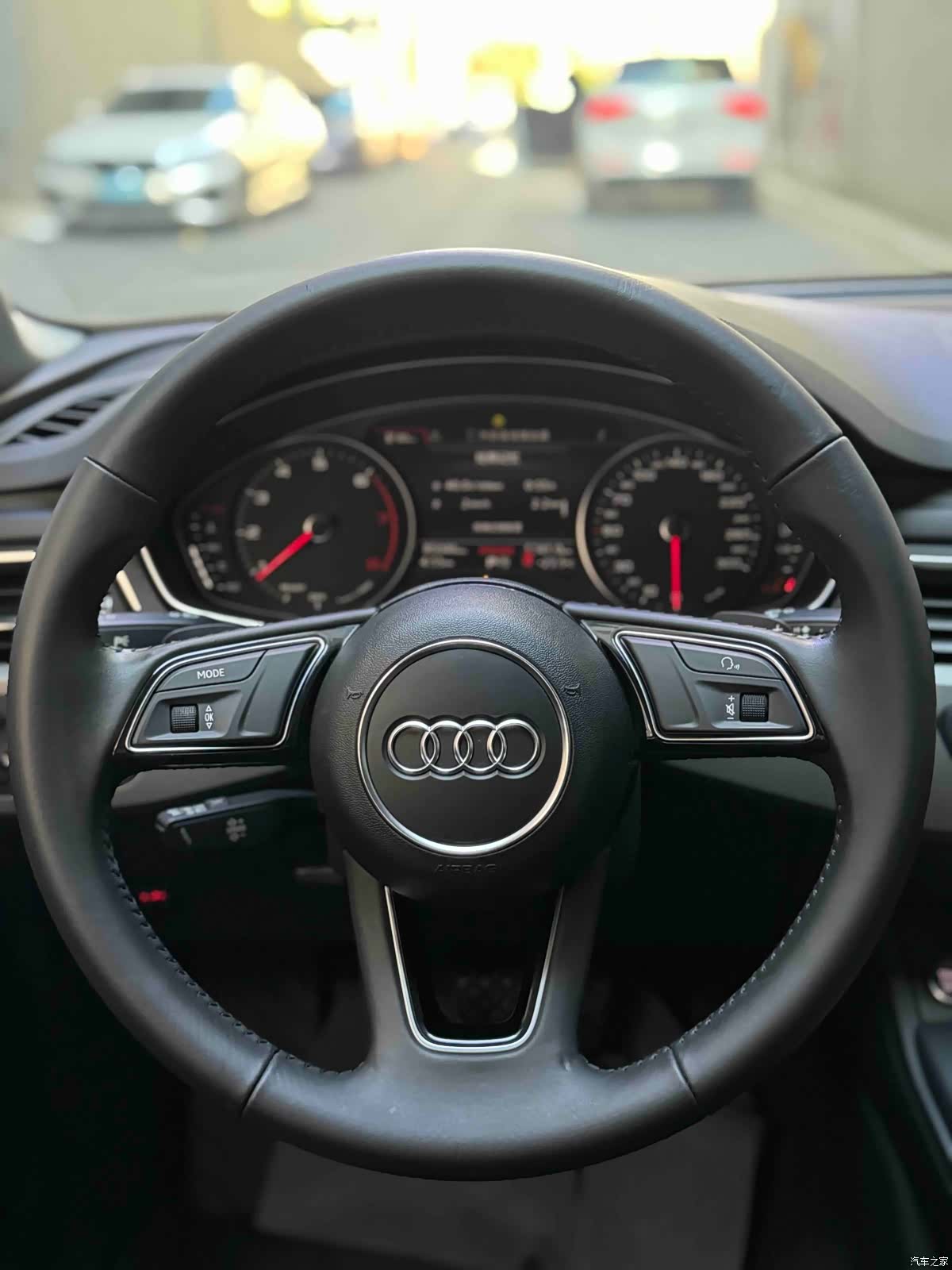 Audi A4L, 2018 14