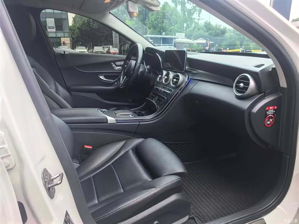 Mercedes-Benz C-Class, 2020 16
