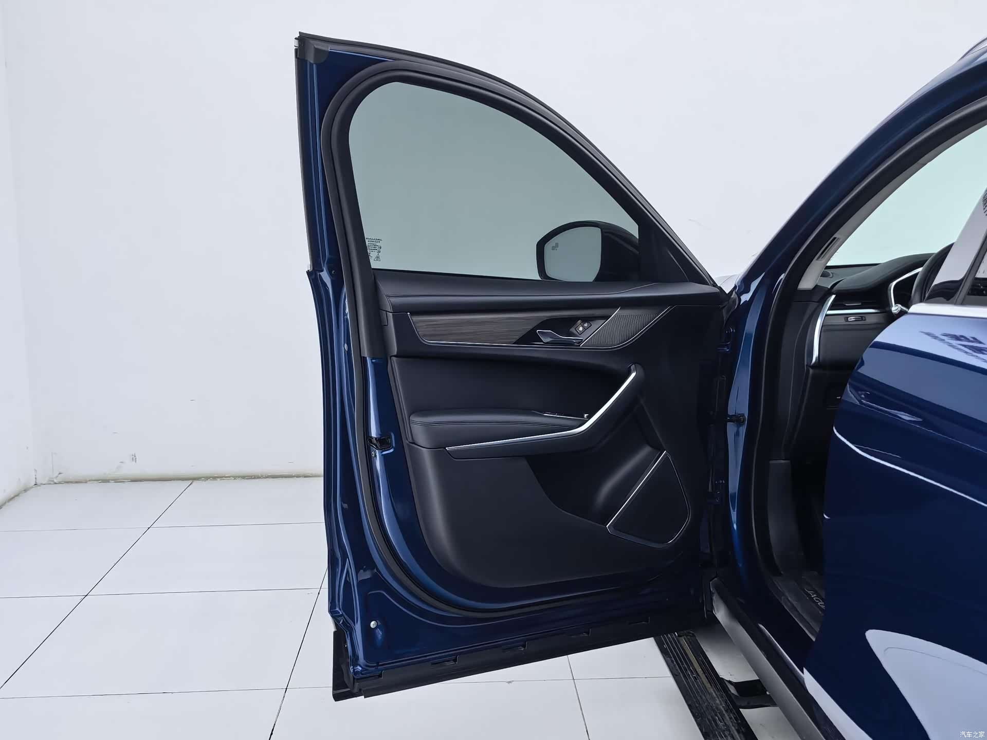 Jaguar F-PACE, 2021 19