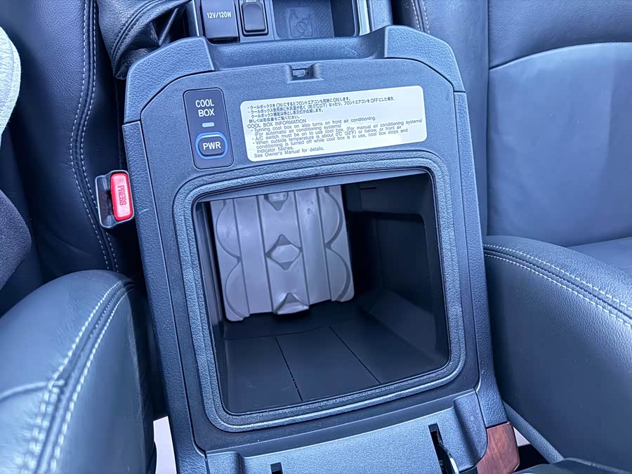 Toyota Prado 2016, фото 12
