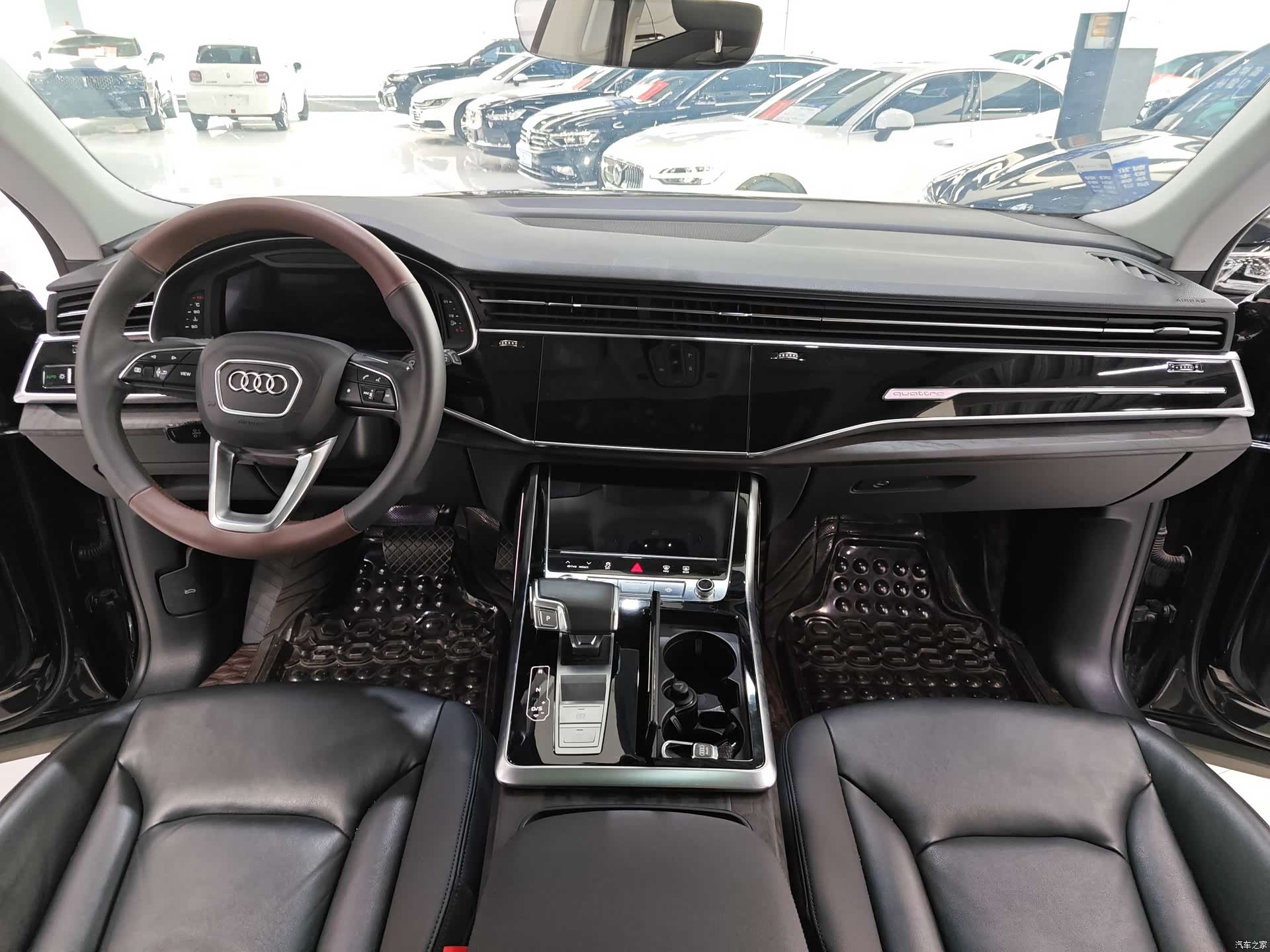 Audi Q8, 2021 все фото