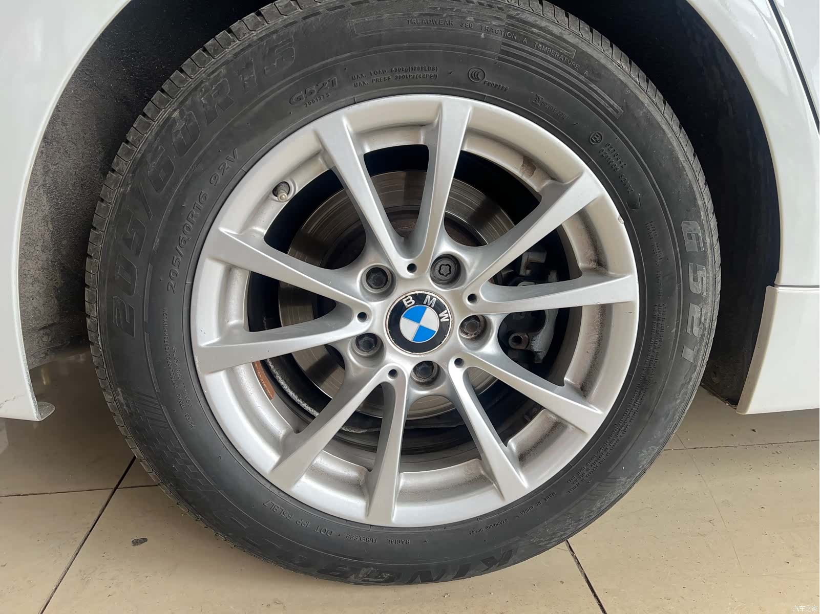 BMW 3 Series, 2015 11