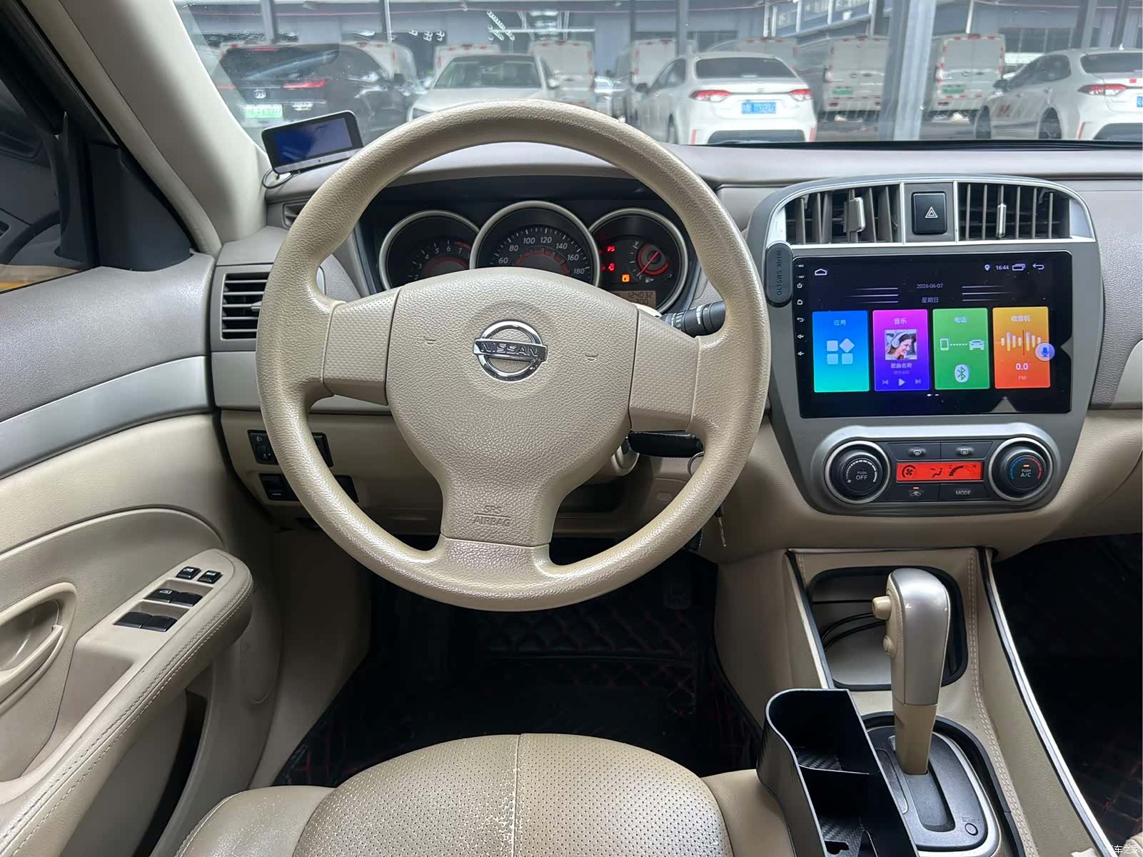 Nissan Sylphy, 2016 10