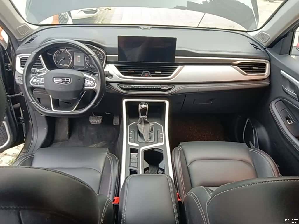 Geely X6, 2021 10
