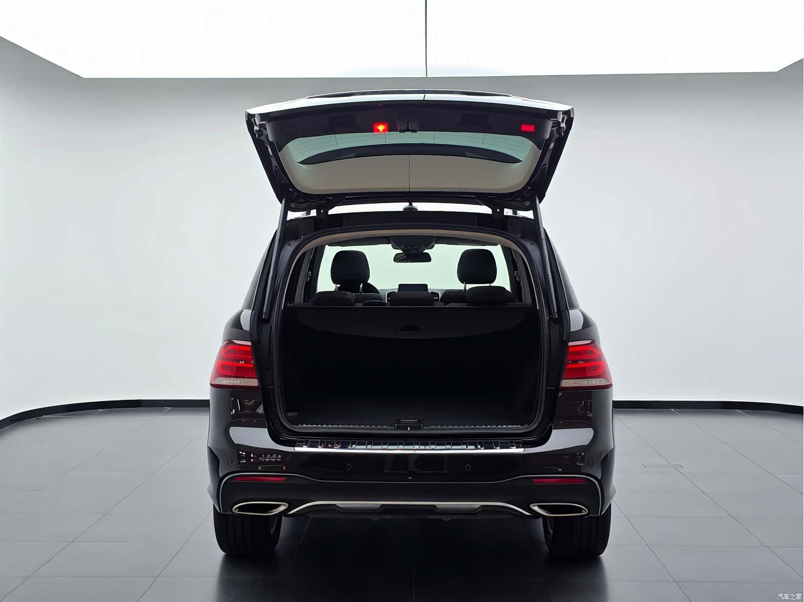 Mercedes-Benz GLE, 2018 28