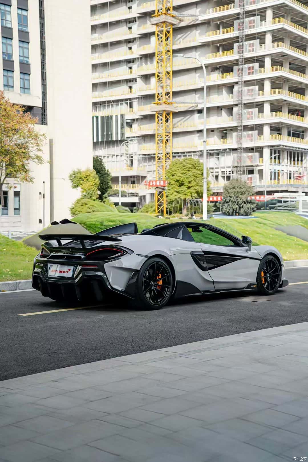 McLaren 600LT, 2020 все фото