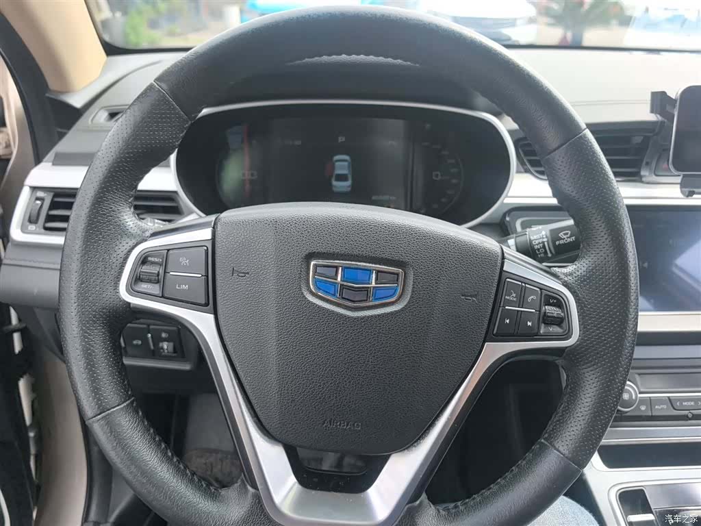 Geely Emgrand, 2018 11