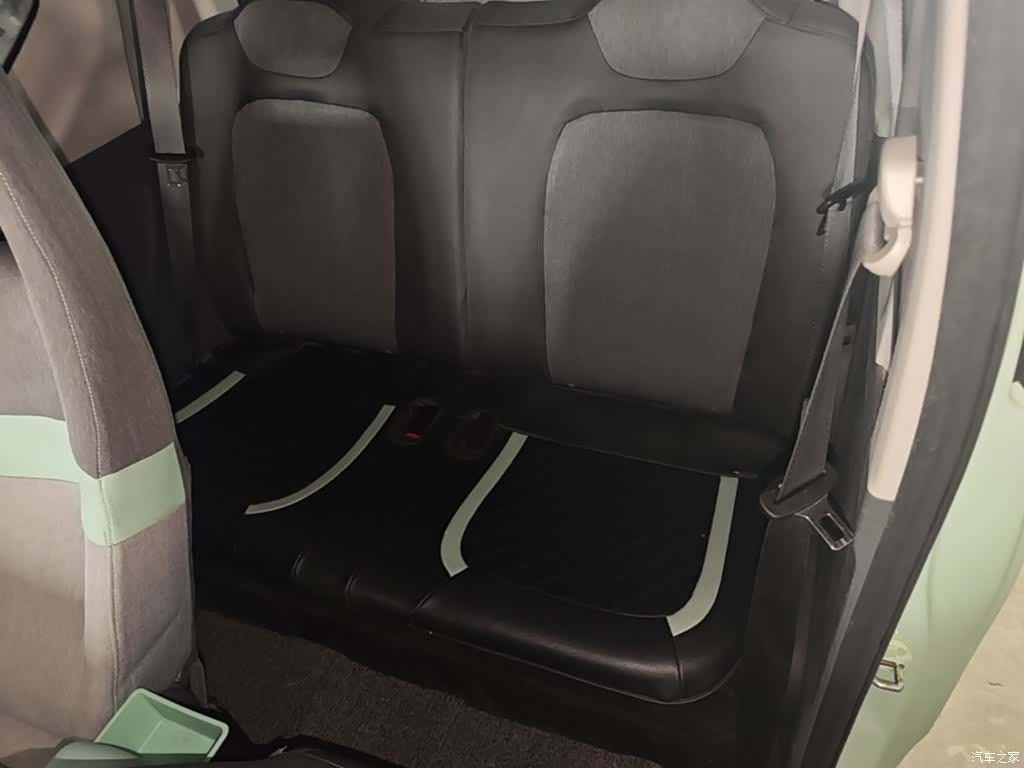 Wuling MINIEV, 2022 17