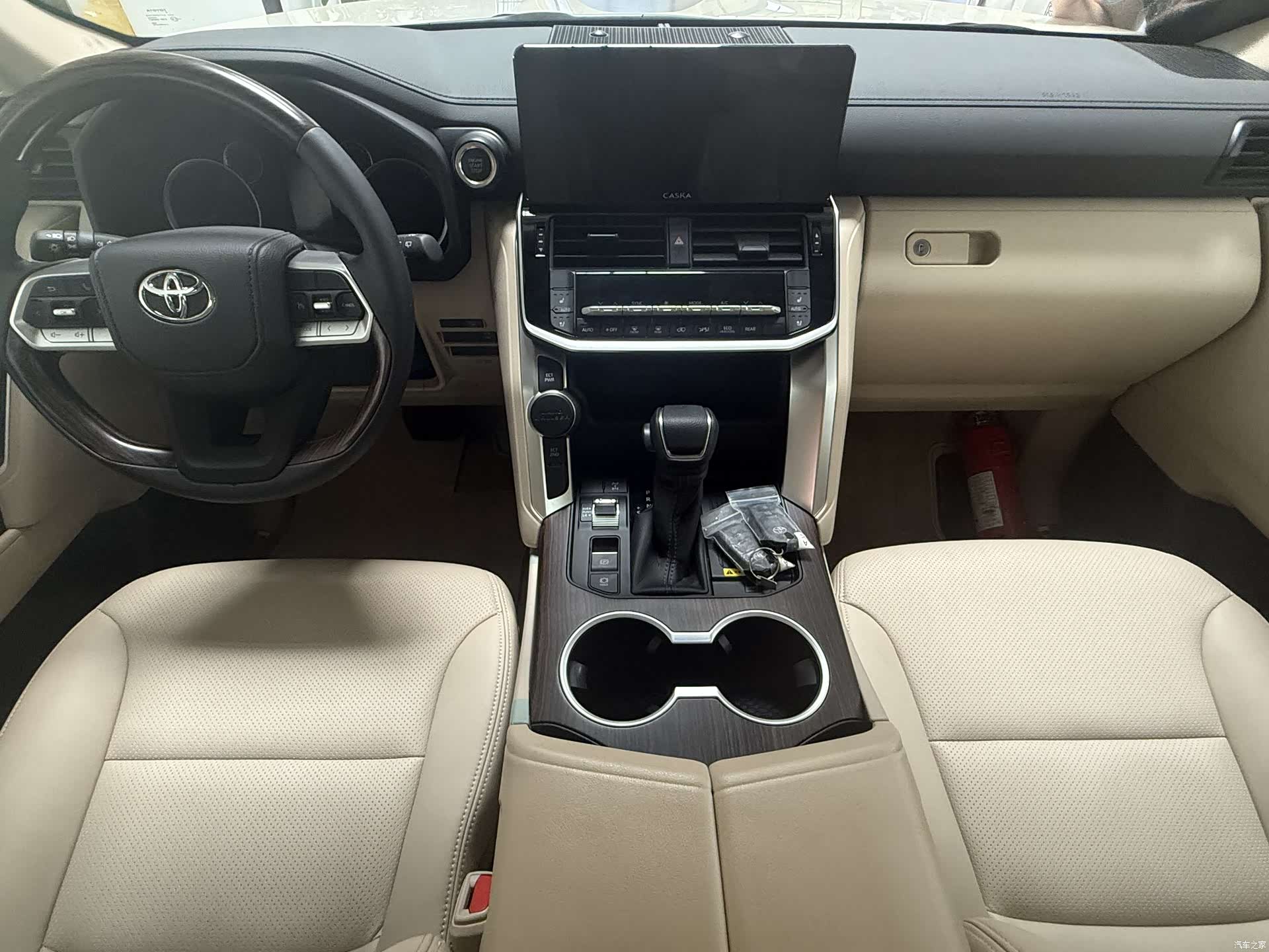 Toyota Land Cruiser, 2025 11