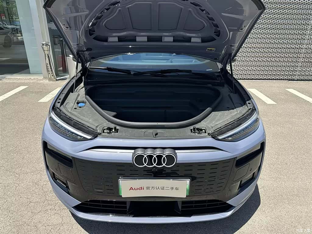 Audi e-tron, 2025 9