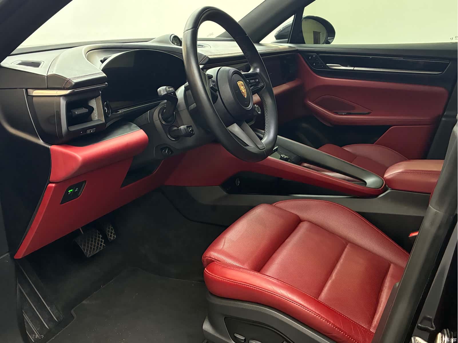 Porsche Macan, 2025 8