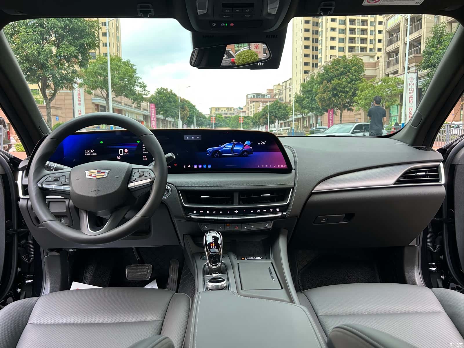 Cadillac CT5, 2025 21