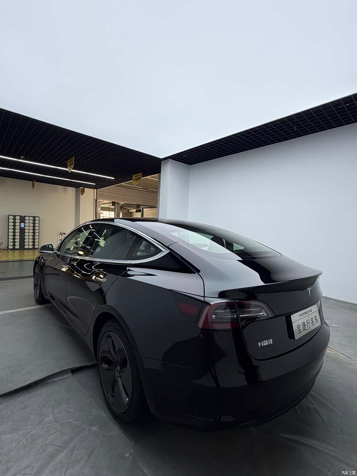 Tesla Model 3, 2020 10