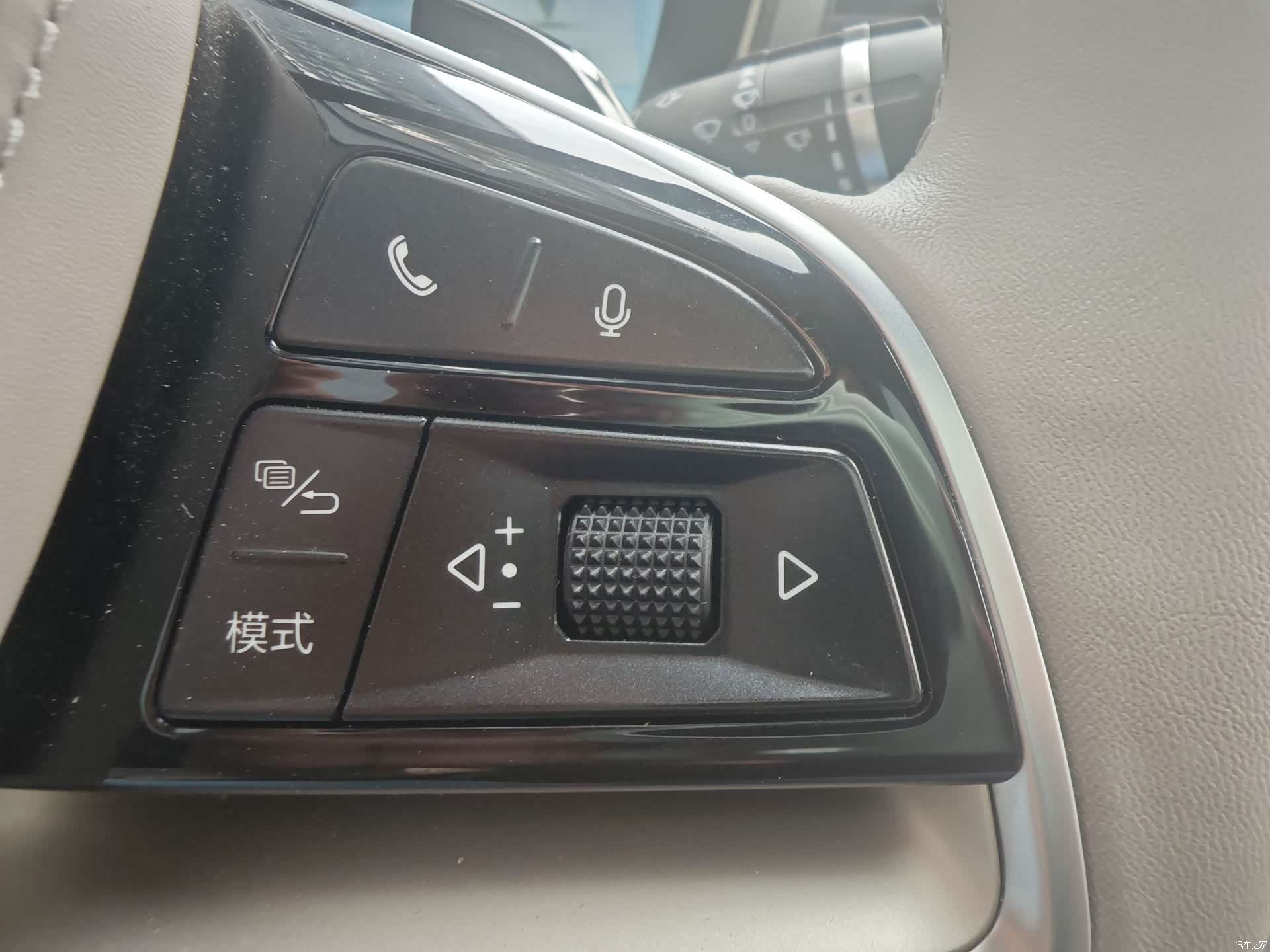 BYD Han, 2025 19