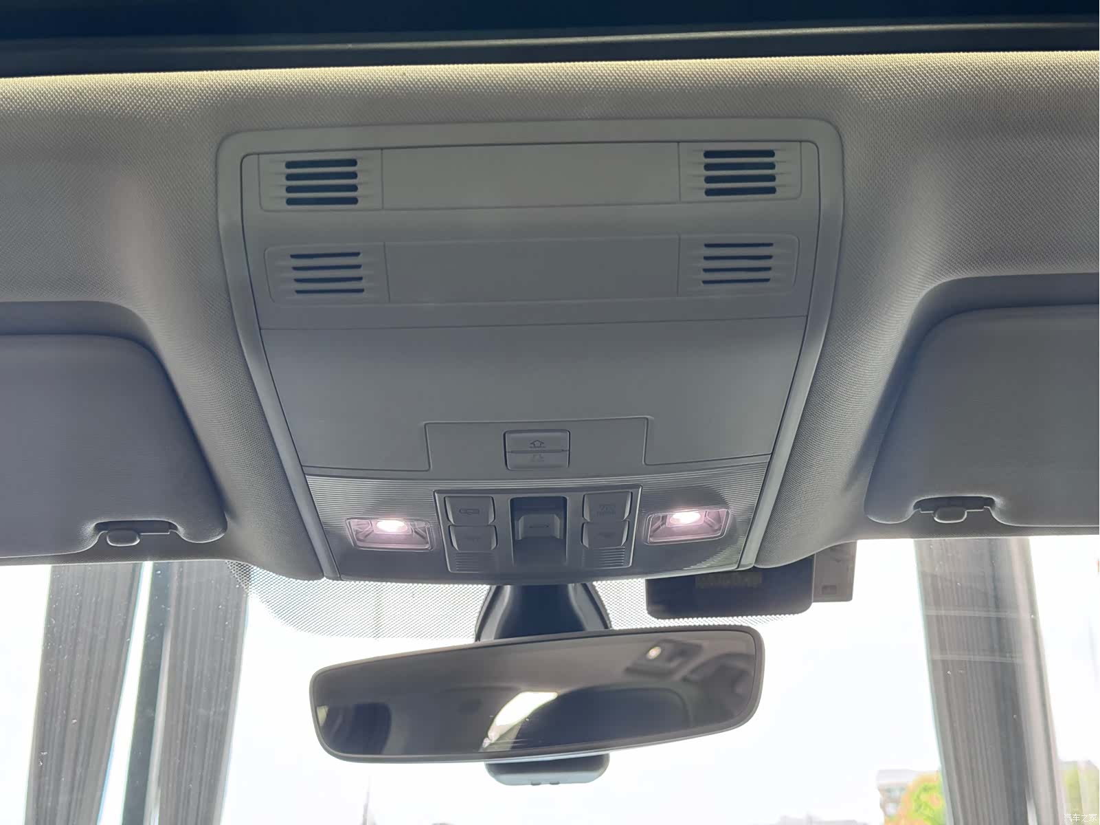 Volkswagen Magotan, 2022 20