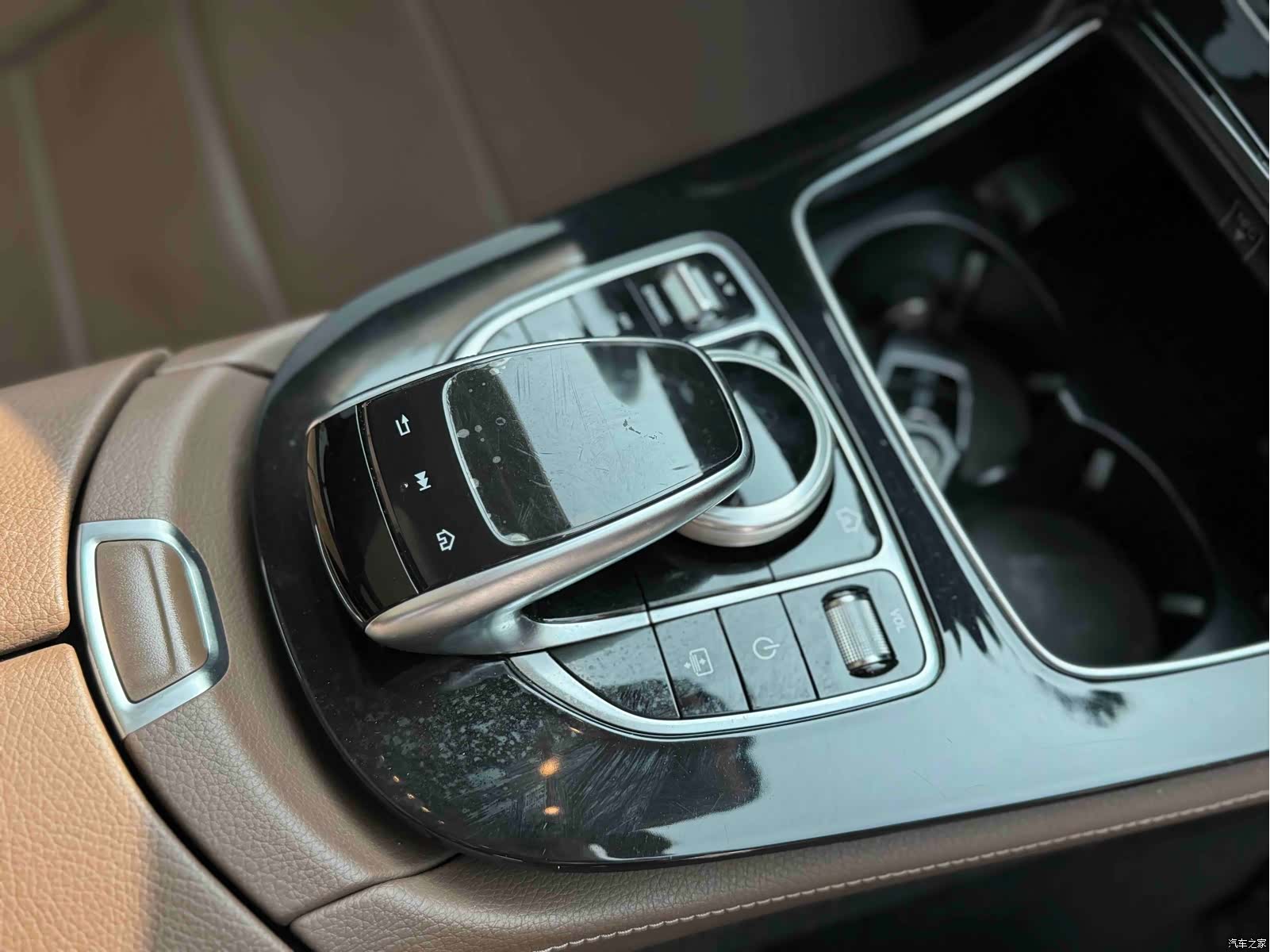 Mercedes-Benz E-Class, 2017 14