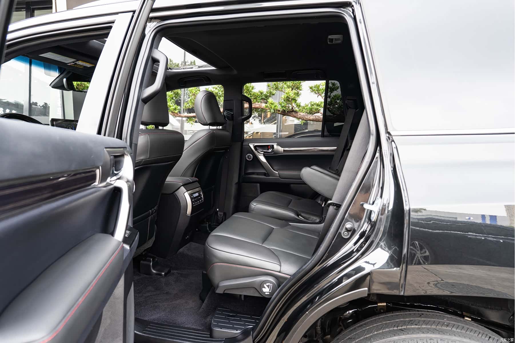 Lexus GX, 2022 10