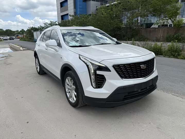 Cadillac XT4 2020 28T liang qu ji shu xing