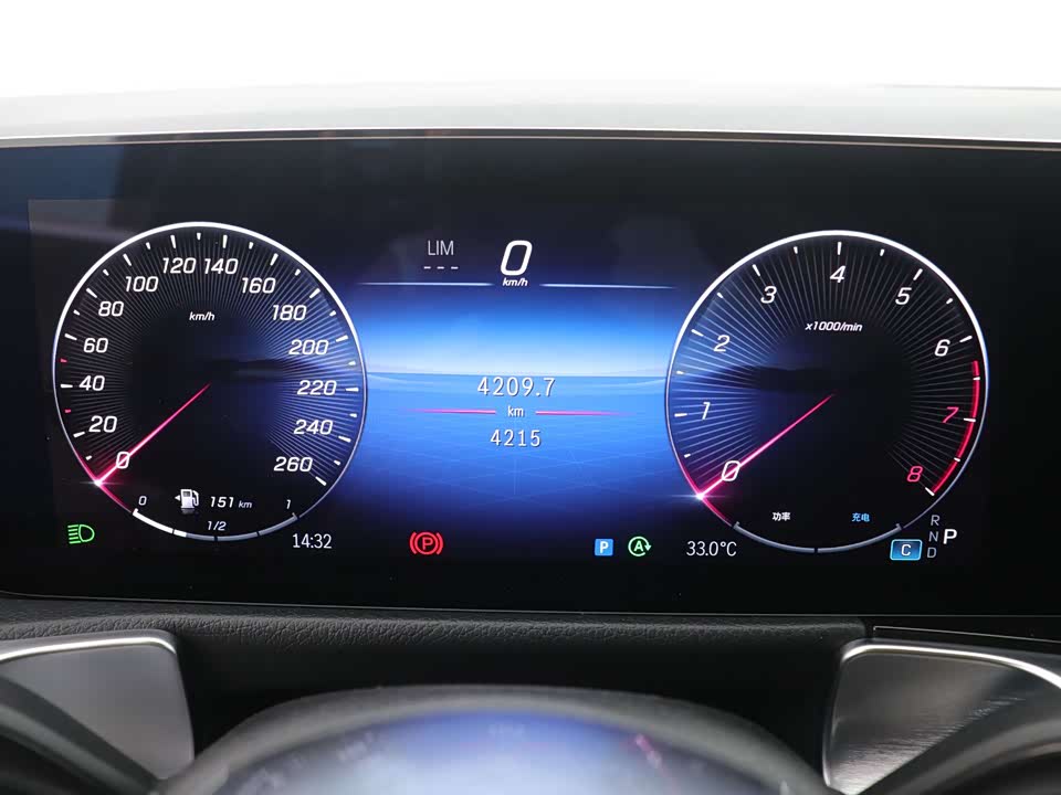 Mercedes-Benz GLB Mercedes-Benz GLB