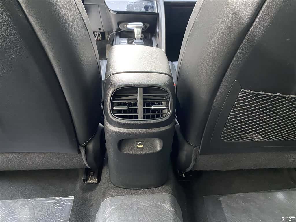 Hyundai Elantra, 2023 13