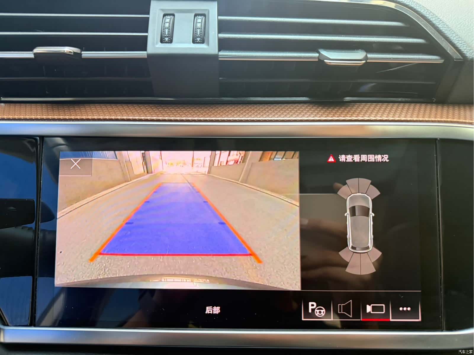Audi Q3, 2021 13