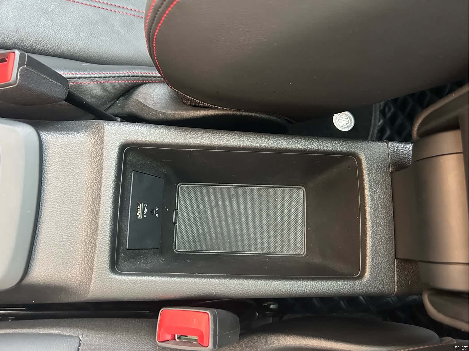 Audi Q2L, 2023 36