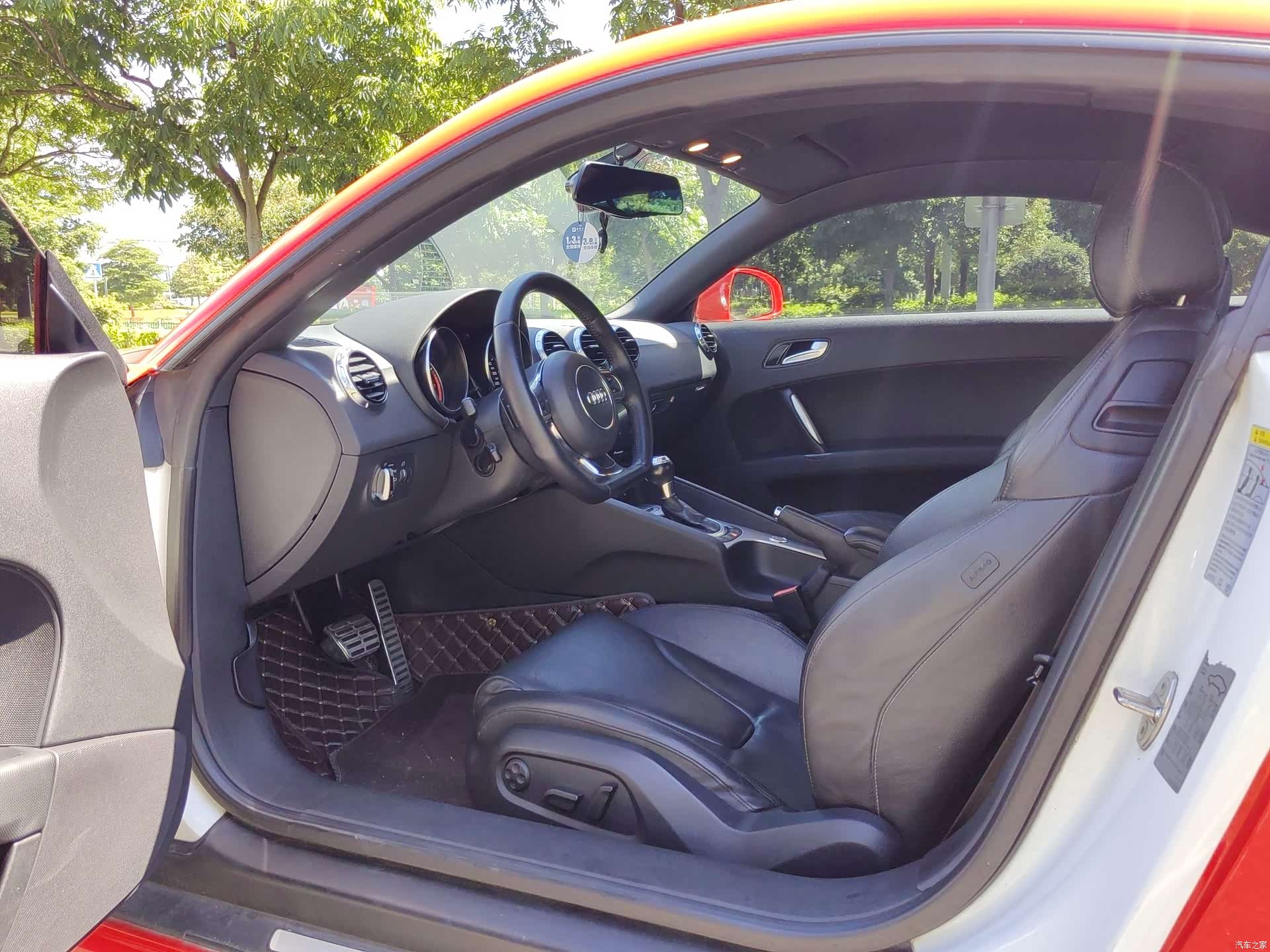 Audi TT, 2014 13