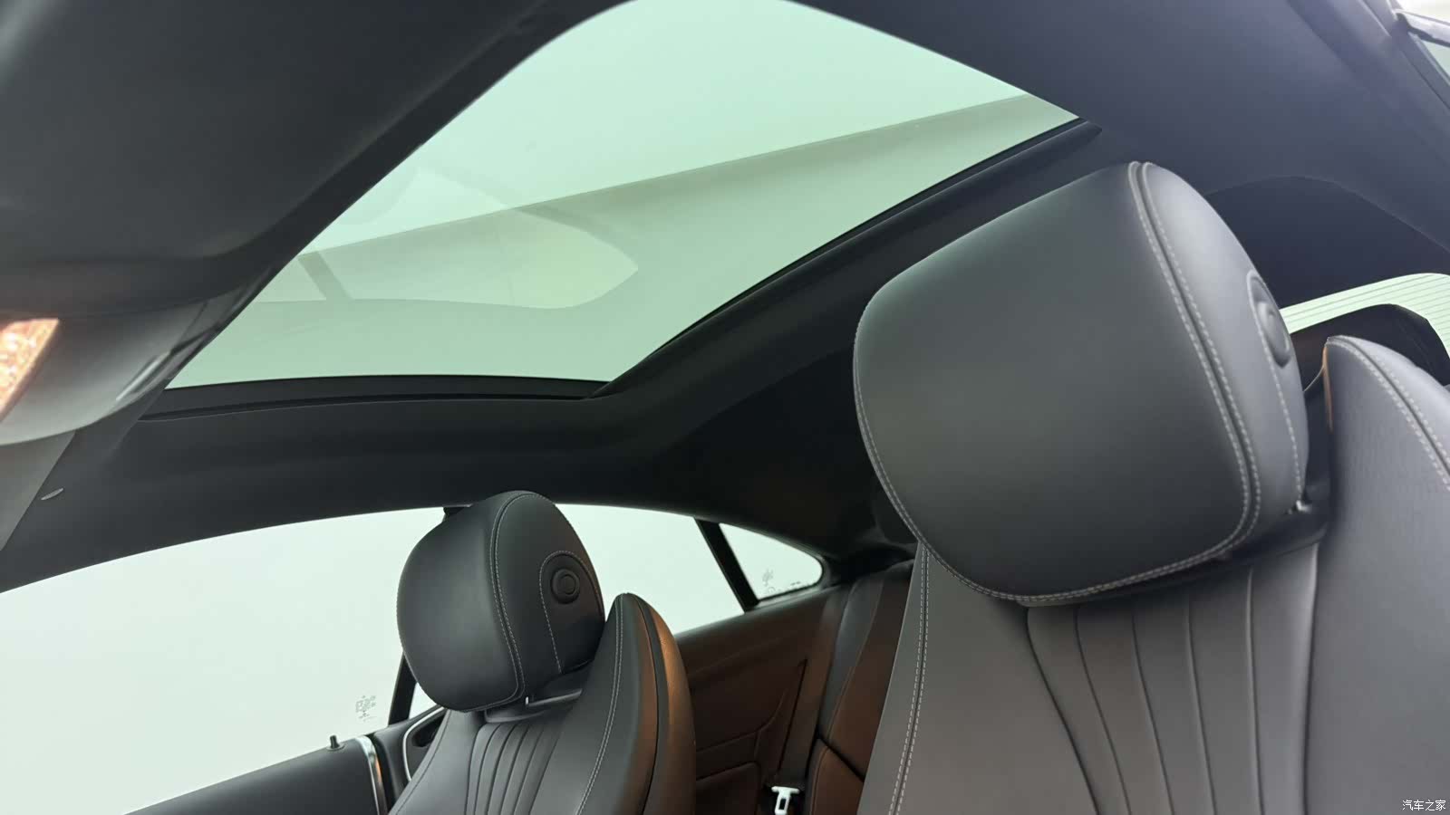 Mercedes-Benz E-Class, 2020 10