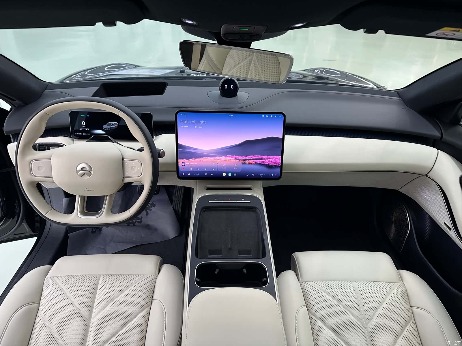 NIO ET5, 2025 все фото