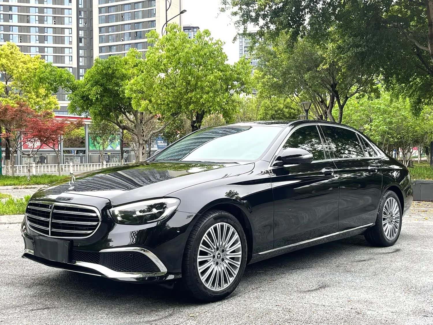 Mercedes-Benz E-Class, 2023 1