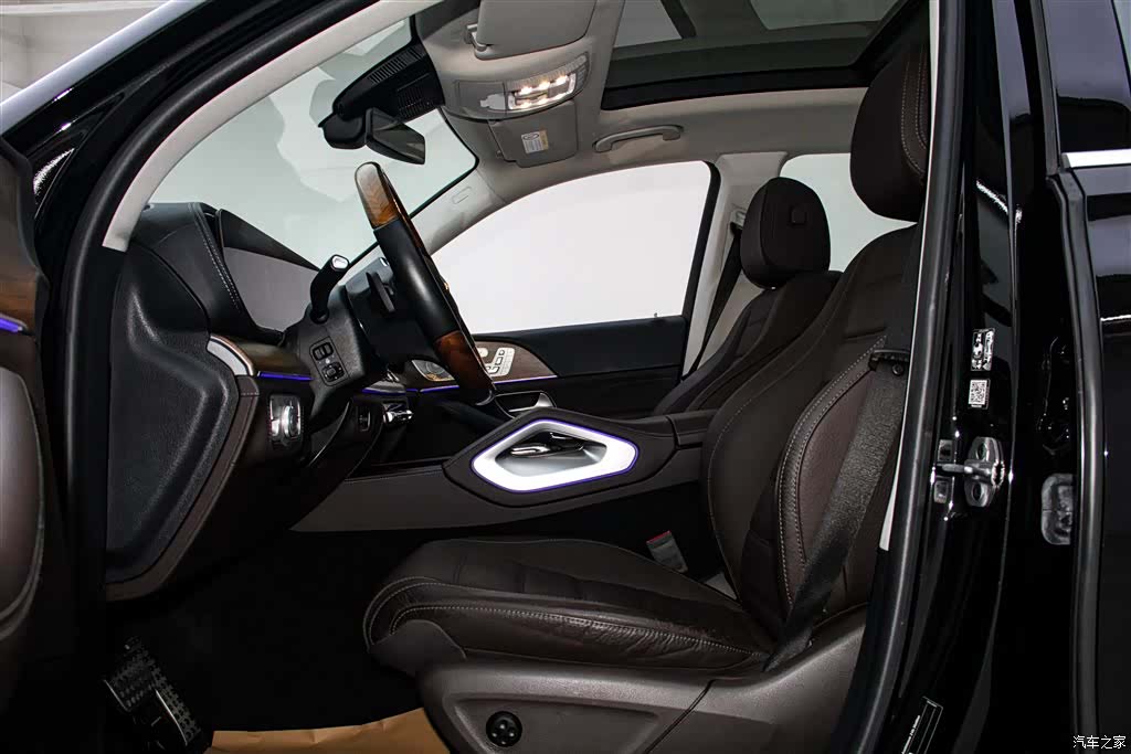 Mercedes-Benz GLS, 2024 25
