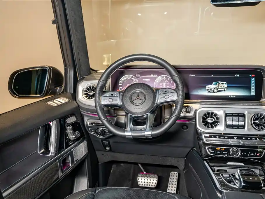 Mercedes-Benz G-class